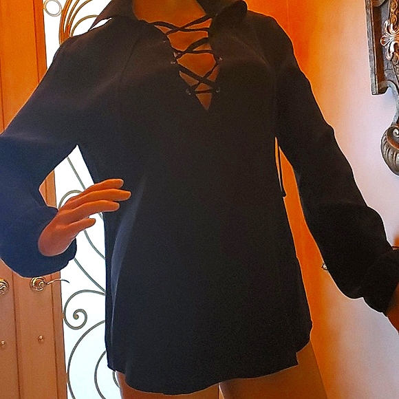 Silk blouse witl long sleeves - Picture 4 of 4